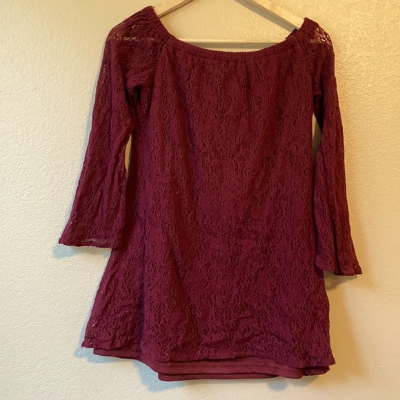 Miami Lace Blouse Red Size Medium - Picture 1 of 10